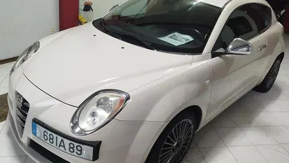 Branco Usado 2009 Alfa Romeo MiTo Citadino | € 4.399 (Preço justo)
