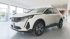 Usado 2023 Peugeot 3008 Allure SUV | € 28.700 (Preço justo)