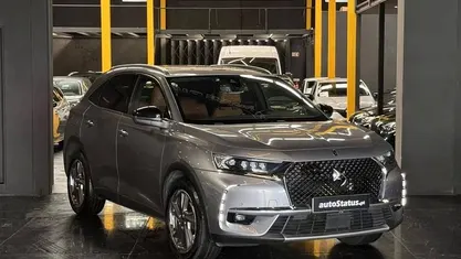 Usado DS Automobiles DS7 Crossback Opera 130 HP (95 kW) 2021 Cinzento SUV