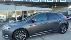 Cinza Usado 2017 Ford Focus ST-Line Carrinha | € 12.990 (Preço elevado)