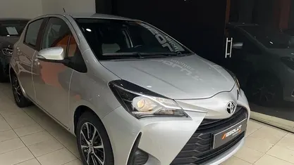 Usado Toyota Yaris Comfort 72 HP (52 kW) 2019