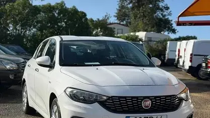 Usado Fiat Tipo 95 HP (69 kW) 2019 Branco