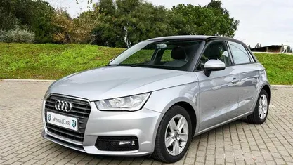 Cinzento Usado 2018 Audi A1 Sportback Citadino | € 14.950 (Bom preço)