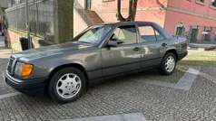 Usado 1989 Mercedes E230 | € 7.450