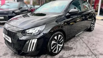 Usado 2025 Peugeot 208 Style Citadino | € 18.990 (Preço justo)