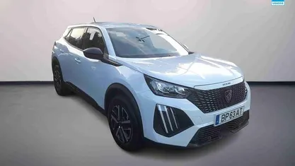Usado 2024 Peugeot 2008 Style SUV | € 21.200 (Preço justo)