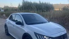 Usado 2022 Peugeot e-208 GT-line Citadino | € 18.750 (Preço justo)