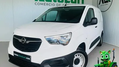 Branco Usado 2022 Opel Combo | € 14.950 (Bom preço)
