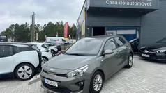 Verde Usado 2023 Kia Rio Urban | € 15.500 (Bom preço)