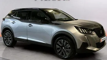 Usado 2022 Peugeot 2008 GT SUV | € 19.990 (Bom preço)