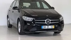 Preto Usado 2019 Mercedes B180 Style Monovolume | € 20.790 (Bom preço)
