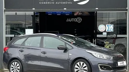 Usado Kia Ceed Sportswagon 120 HP (88 kW) 2018 Cinzento Carrinha