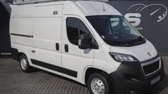 Branco Usado 2020 Peugeot Boxer Van | € 18.880 (Preço justo)