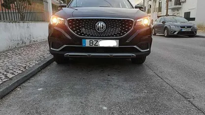 Preto Usado 2020 MG ZS SUV | € 15.950 (Bom preço)