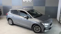 Cinza Usado 2022 BMW 218 Active Tourer Luxury Line Monovolume | € 33.990 (Preço justo)