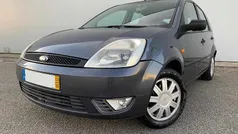 Usado 2003 Ford Fiesta Citadino | € 2.150 (Bom preço)