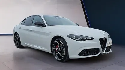Usado Alfa Romeo Giulia Veloce 210 HP (154 kW) 2025 Sedan