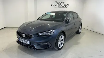 Cinzento Usado 2024 Seat Leon | € 27.990 (Preço justo)