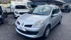Cinzento Usado 2008 Renault Clio II Dynamique Citadino | € 6.850 (Preço justo)