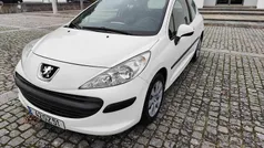 Usado 2008 Peugeot 207 Citadino | € 3.400 (Bom preço)