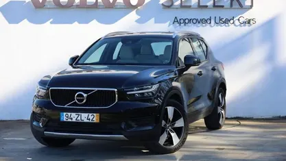 Usado 2019 Volvo XC40 Momentum SUV | € 29.700 (Preço justo)