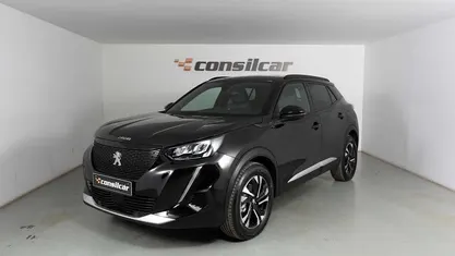 Usado Peugeot e-2008 Allure 100 kW (136 HP) 2023 SUV