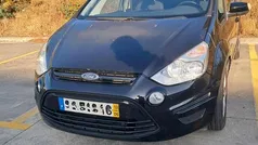 Preto Usado 2013 Ford S-MAX S Monovolume | € 9.500 (Preço justo)