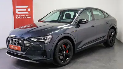 Usado Audi e-tron Advanced 230 kW (313 HP) 2021 Cinza SUV