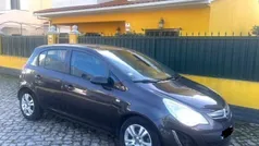 Cinzento Usado 2013 Opel Corsa Color Edition | € 7.900 (Preço justo)