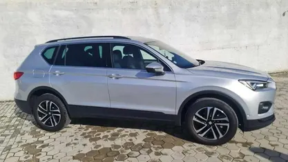 Cinzento Usado 2023 Seat Tarraco SUV | € 32.400 (Bom preço)