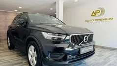 Preto Usado 2022 Volvo XC40 Momentum SUV | € 21.750 (Bom preço)