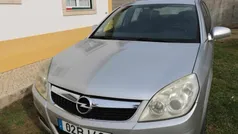 Cinzento Usado 2006 Opel Vectra Sedan | € 2.900 (Preço justo)