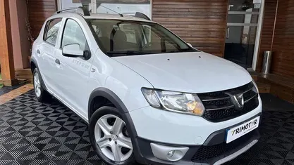 Usado Dacia Sandero 90 HP (66 kW) 2016