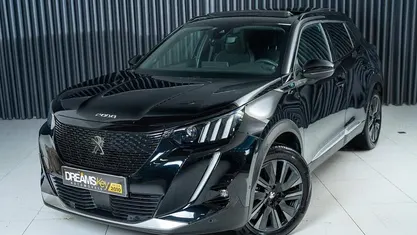 Preto Usado 2022 Peugeot e-2008 SUV | € 22.800 (Preço justo)