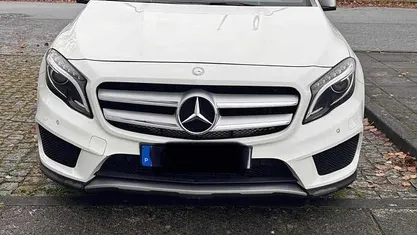 Branco Usado 2014 Mercedes GLA200 SUV | € 20.500 (Bom preço)