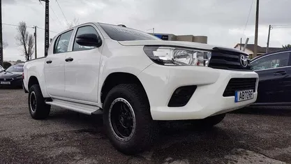 Usado Toyota HiLux 150 HP (110 kW) 2020 Branco Pickup