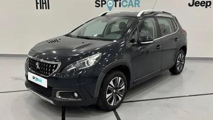 Cinza Usado 2018 Peugeot 2008 Allure SUV | € 11.500 (Preço justo)