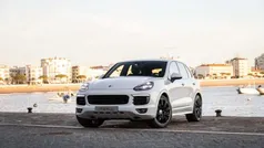 Branco Usado 2016 Porsche Cayenne SUV | € 46.900 (Preço justo)