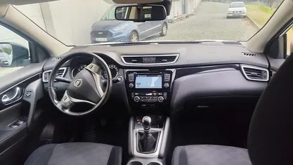 Branco Usado 2016 Nissan Qashqai SUV | € 14.400 (Preço justo)