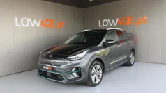 Cinzento Usado 2021 Kia e-Niro SUV | € 25.300 (Preço justo)