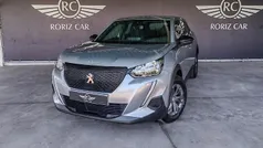 Cinza Usado 2022 Peugeot 2008 Active SUV | € 17.900 (Preço justo)