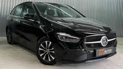 Preto Usado 2023 Mercedes B180 Monovolume | € 30.950 (Super Preço)