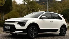 Branco Usado 2023 Kia Niro SUV | € 24.700 (Bom preço)