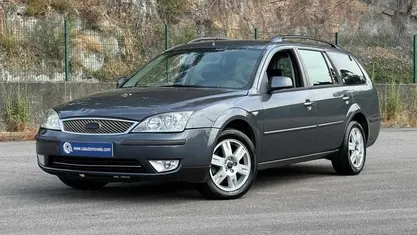 Usado Ford Mondeo 130 HP (95 kW) 2005 Cinzento Carrinha