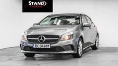 Cinzento Usado 2018 Mercedes A160 Citadino | € 17.900 (Preço justo)