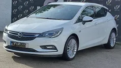 Branco Usado 2016 Opel Astra Innovation Citadino | € 12.250 (Preço justo)