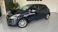 Usado 2019 Peugeot 208 Signature Sky Citadino | € 14.500 (Preço justo)