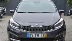 Cinzento Usado 2017 Kia Ceed Carrinha | € 9.950 (Super Preço)