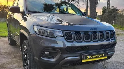 Usado 2023 Jeep Compass SUV | € 24.500 (Bom preço)