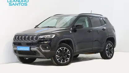 Usado Jeep Compass 240 HP (176 kW) 2023 Preto SUV
